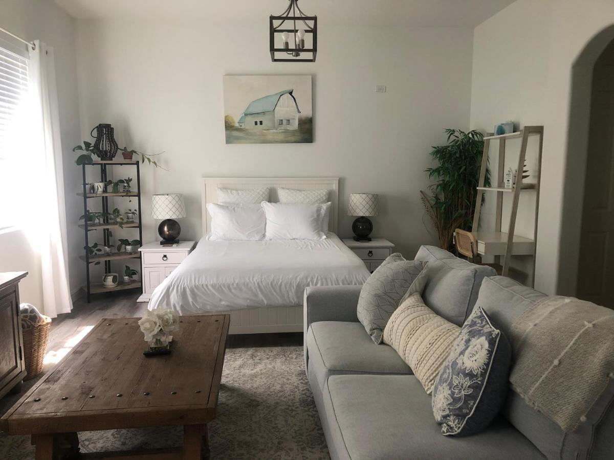 Beautiful Private Casita/Guesthouse W/ Kitchen, Access To Pool/Spa Goodyear Exterior foto